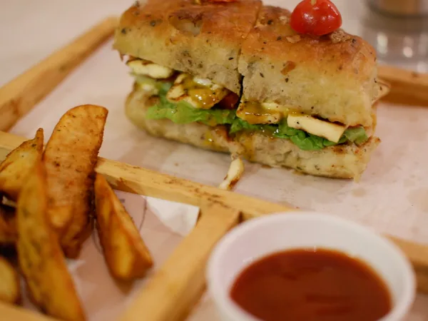 Turkey Sandwich + Papas Wedges